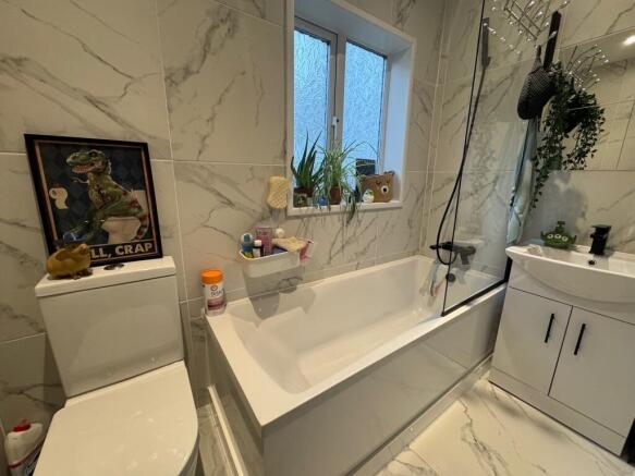 2 bed Terraced for sale Image 6