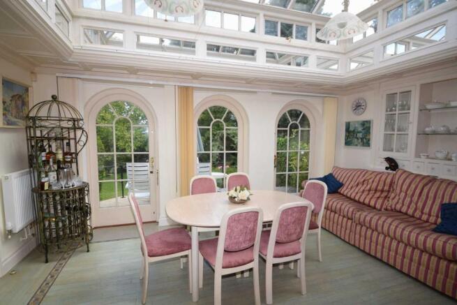 Conservatory/Dining