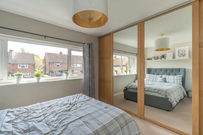 bed 1.jpg