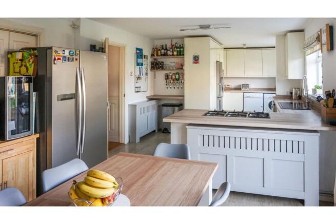Kitchen/Dining Room