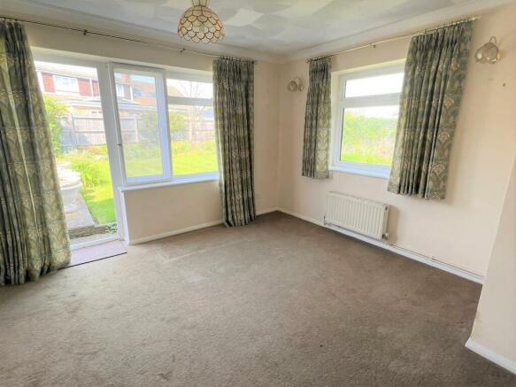 Dining room.jpg