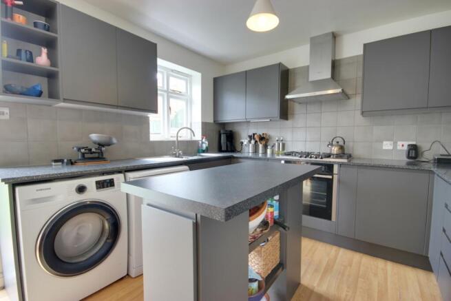 3 bed Detached for sale Image 7