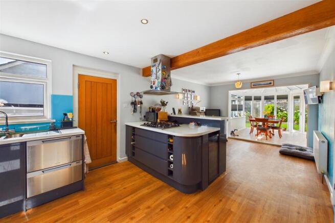 Kitchen/Diner/Conservatory