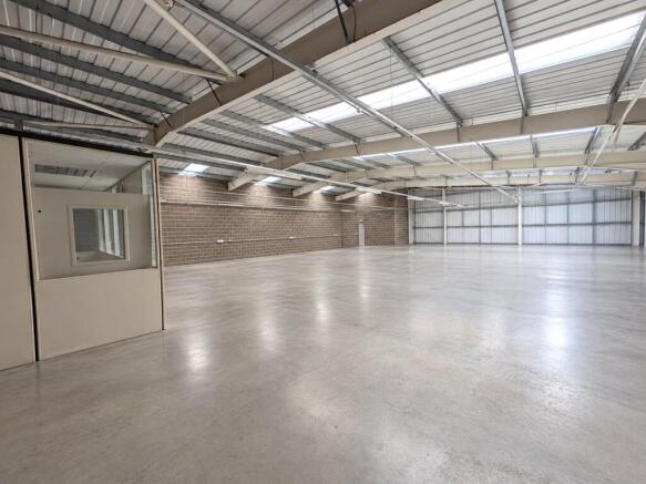 Land to rent Image 4