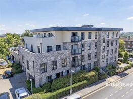 6, Luna Court, Newmans Lane, Loughton IG10 1ES
