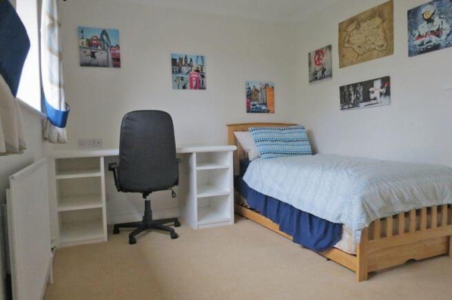 Photo 3