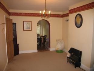 Sitting Room Too