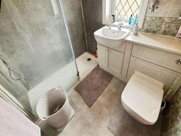2 bed Semi-Detached for sale Image 11