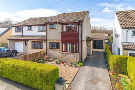 Hall Drive, Burley in Wharfedale, Ilkley, West Yorkshire, LS29