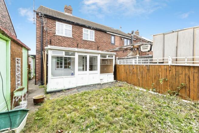 2 bed Semi-Detached for sale Image 9