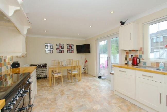 Kitchen/Breakfast Room