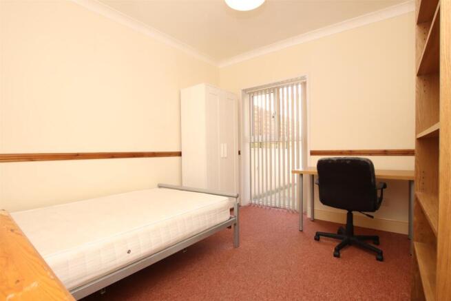 Bedroom one.JPG