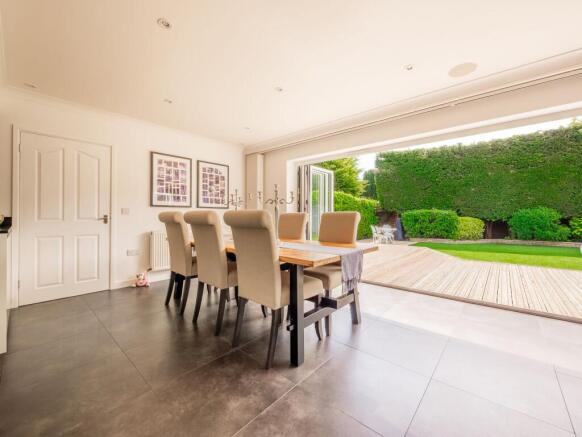 Open-Plan Lounge/Dining Room