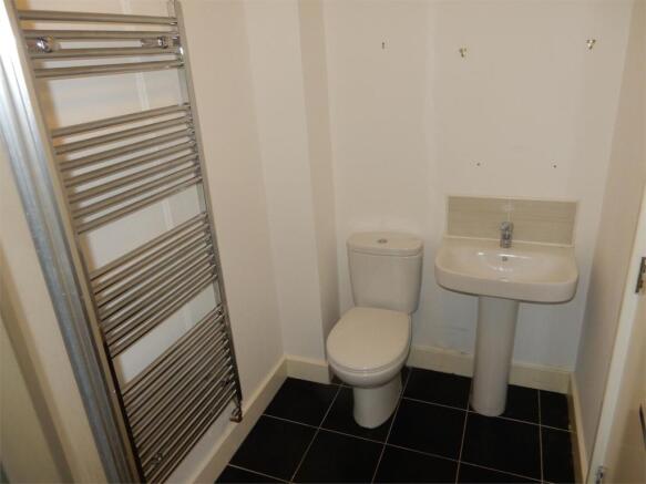 En Suite Shower Roo