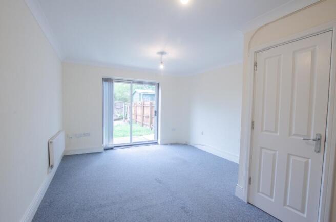 14 Tryelyn TPS 01208 74182-07