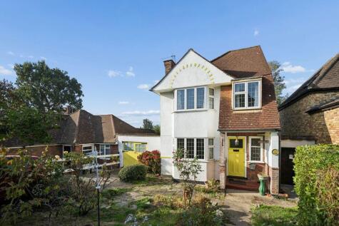 Capel Gardens, Pinner