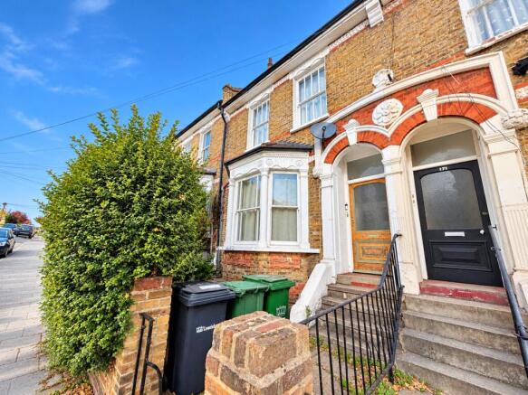 1-bed flat on Drakefell Road, London, SE4, £400,000