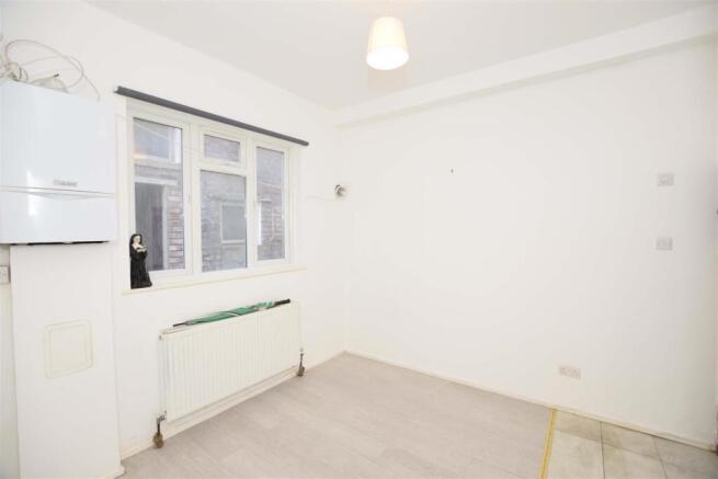 bedroom.jpg