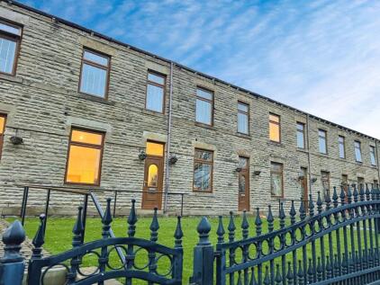 Bradford Road, Batley, West Yorkshire, WF17