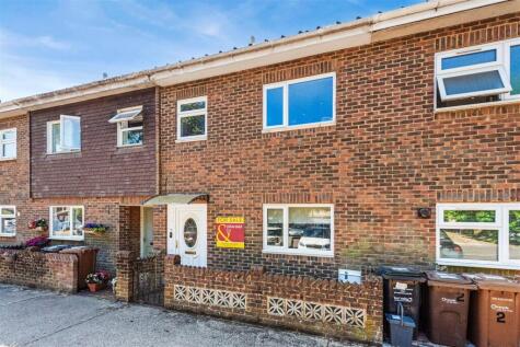 Camelot Close, Andover