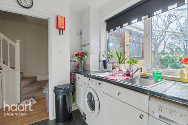 3-bed terraced on Rowney Gardens, Dagenham, £400,000