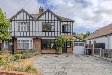 Thorpe Hall Avenue, Southend-On-Sea