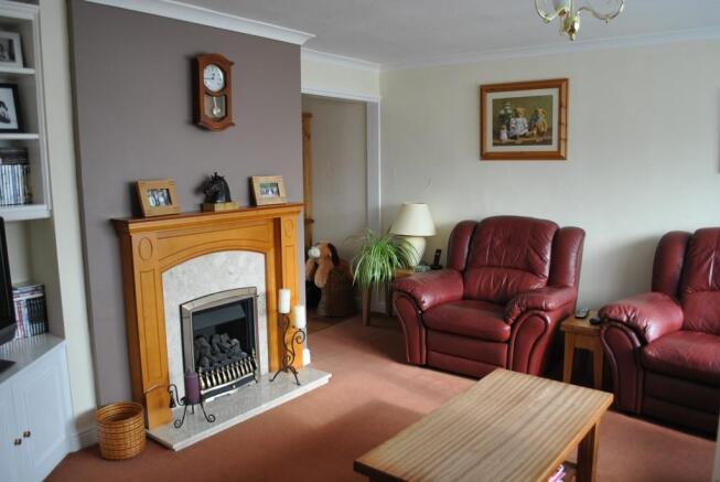 SITTING ROOM