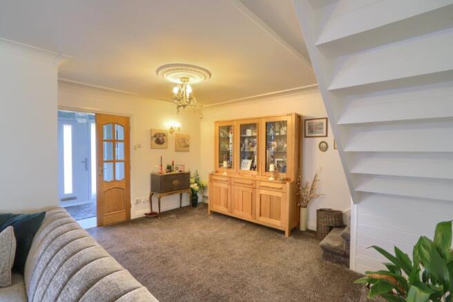 4 bed Detached for sale Image 7