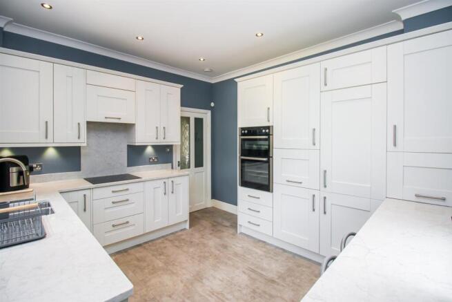 3 bed Detached for sale Image 5