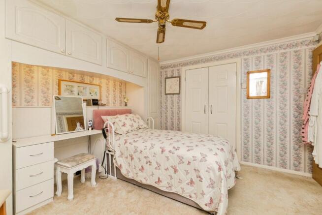 3 bed Bungalow for sale Image 10