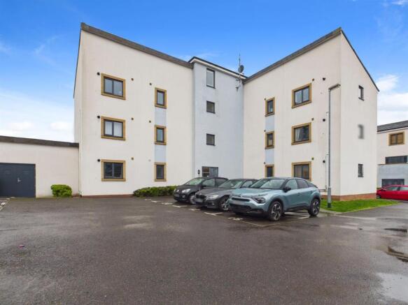 External Communal Areas & Car Park