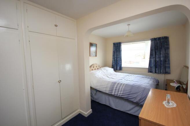 06 Bedroom