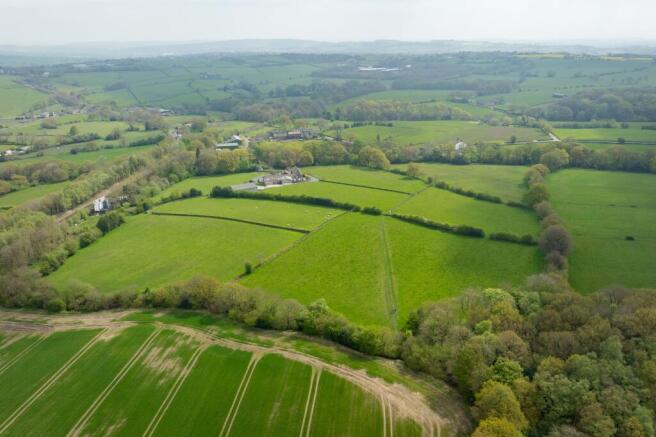 HARDINGLEY FARMHOUSE