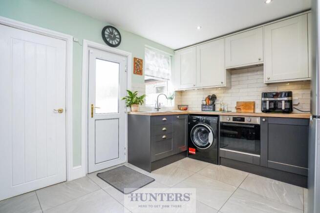 2 bed Terraced for sale Image 6