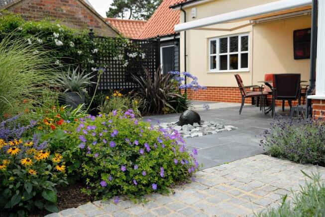 garden shot 2