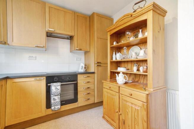 2 bed Detached Bungalow for sale Image 5