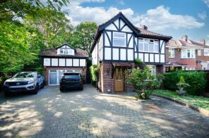 28, Glenfield Avenue, Southampton SO18 4ER