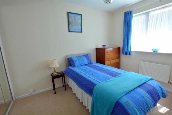 Bed 3.JPG