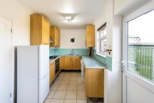 45 Baltic Rd, TN9 2LU 002.jpg