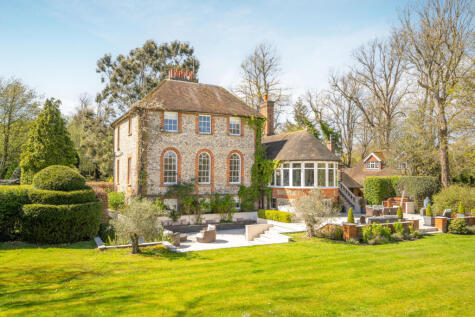 Sheepcote Dell Road, Holmer Green, High Wycombe, Buckinghamshire, HP15