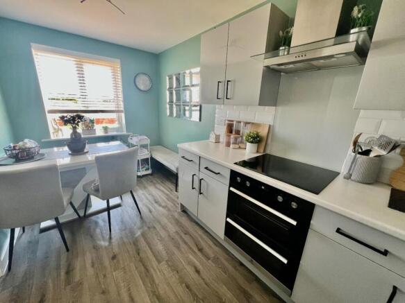 Kitchen/Breakfast Room