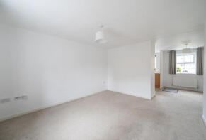1, Deans Court, Bishops Cleeve, Cheltenham GL52 8RX