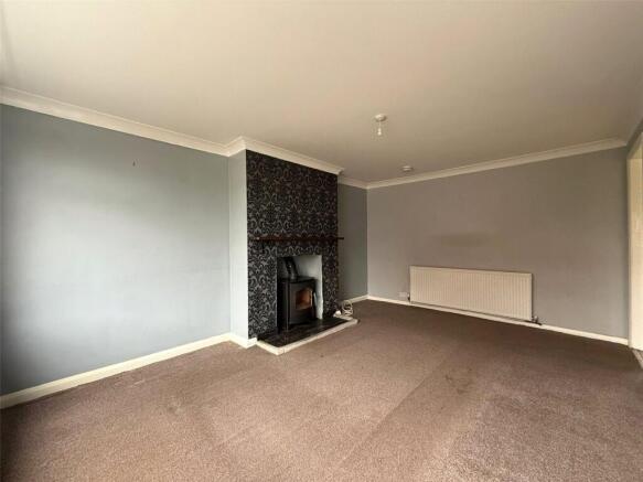 3 bed Semi-Detached for sale Image 8