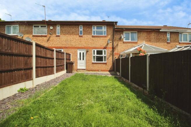 3 bed Town House for sale Image 4