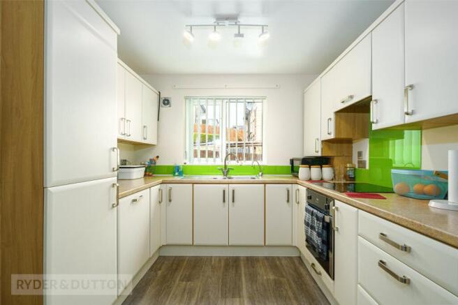 3 bed Semi-Detached for sale Image 5