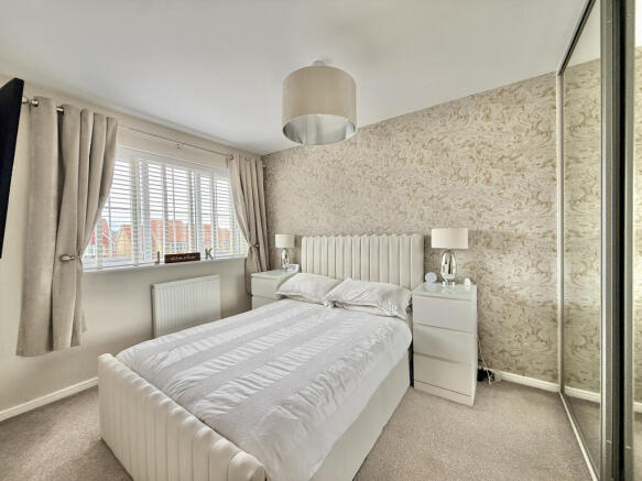 3 bed Semi-Detached for sale Image 12