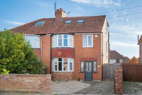 Whernside Avenue, York