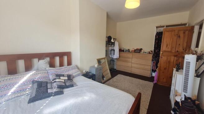 3 bed Terraced to rent Image 7