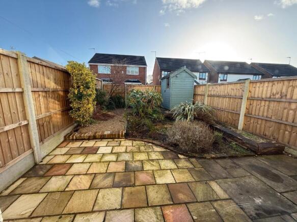 Rear garden (w)