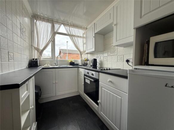 3 bed Bungalow for sale Image 6